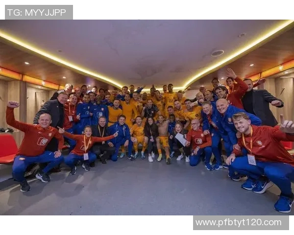 欧洲杯赛后采访爆金句，引全场大笑