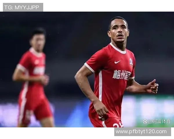 中超积分榜风云变幻 各队争冠形势日益激烈